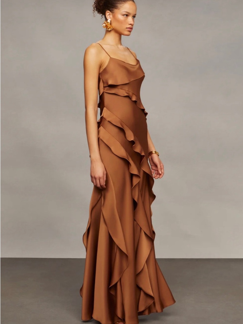 AMUR Ellen Ruffle Gown - Picture 3 of 11